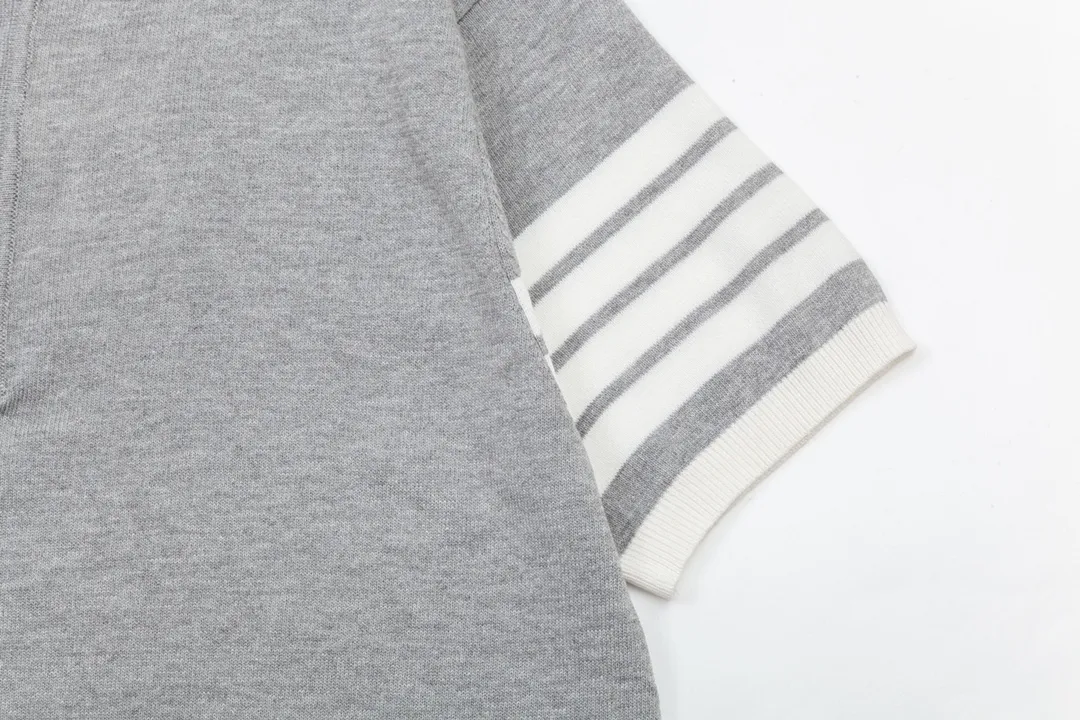 Thom Browne ➡️ ， Retro Same Style POLO Versatile : Gray Size：M-2XL